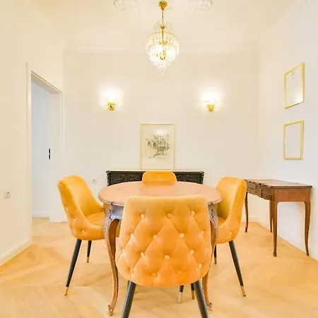 Apartment Diplomatic Haven By Lmg