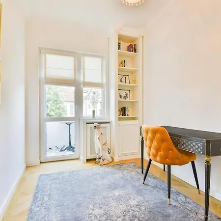 Diplomatic Haven By Lmg Apartment *